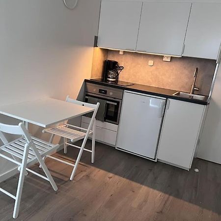 Laegenhet Med Egen Ingang. Apartamento Sundsvall Exterior foto